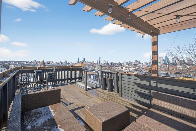 64 Telegraph Street 3, Boston, MA 02127