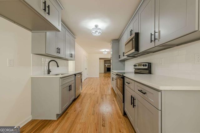 997 Carlisle Road, Stone Mountain, GA 30083