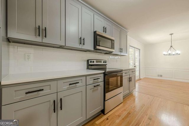 997 Carlisle Road, Stone Mountain, GA 30083