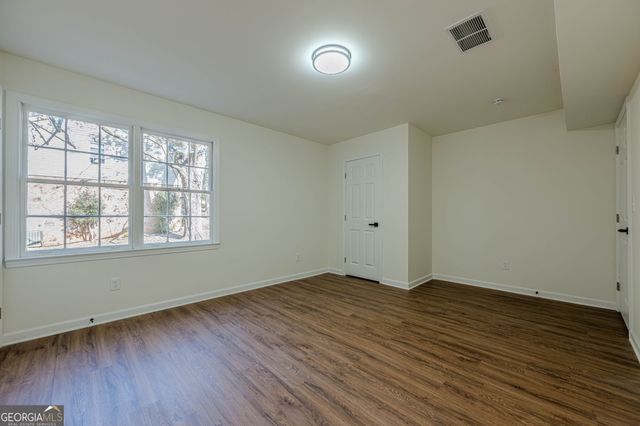 997 Carlisle Road, Stone Mountain, GA 30083