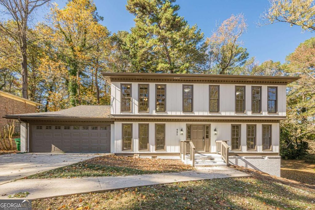 997 Carlisle Road, Stone Mountain, GA 30083