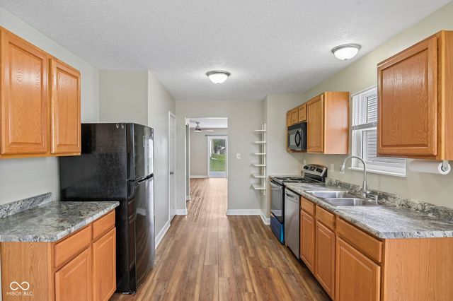 119 Village Green Drive, Indianapolis, IN 46227