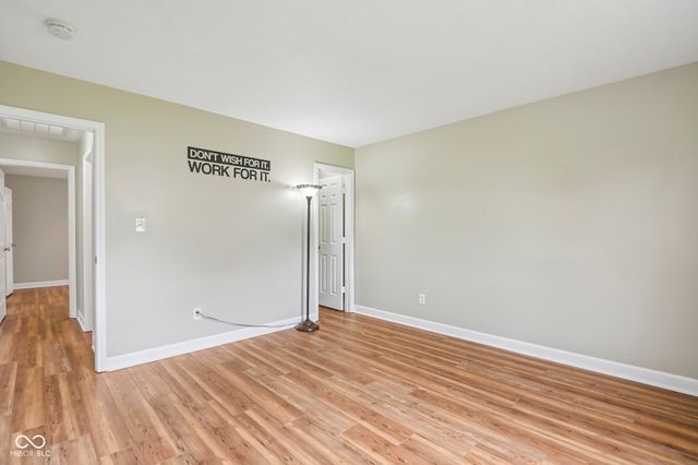 119 Village Green Drive, Indianapolis, IN 46227