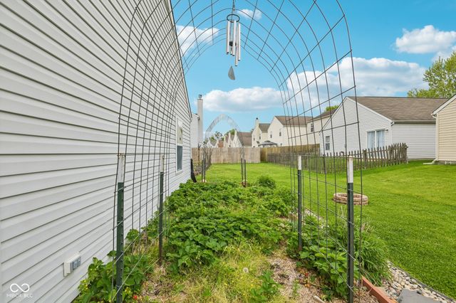 119 Village Green Drive, Indianapolis, IN 46227