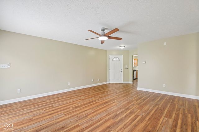 119 Village Green Drive, Indianapolis, IN 46227