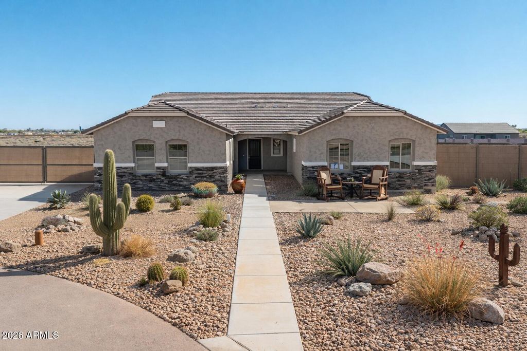 9143 W LIMESTONE MOUNTAIN Drive, Casa Grande, AZ 85194