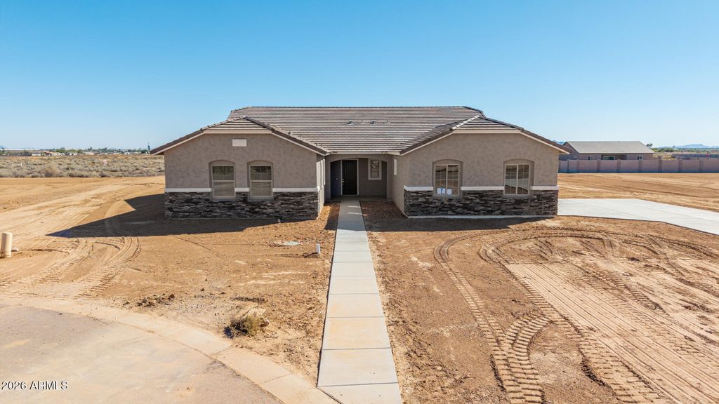 9143 W LIMESTONE MOUNTAIN Drive, Casa Grande, AZ 85194 — photo 2