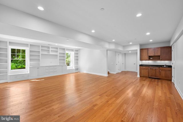 4520 DORSET AVE, Chevy Chase, MD 20815