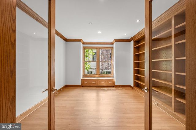 4520 DORSET AVE, Chevy Chase, MD 20815
