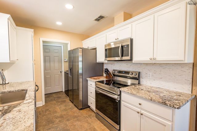 2113 SELMA DRIVE, Wichita Falls, TX 76306