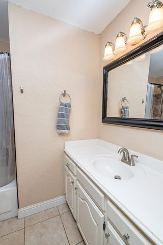 2113 SELMA DRIVE, Wichita Falls, TX 76306