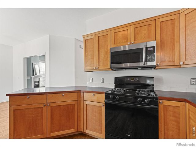 1414 Fairfield Avenue, Windsor, CO 80550