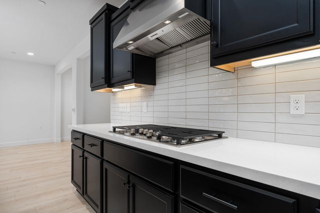 2936 Crystal Downs Avenue, Tulare, CA 93274