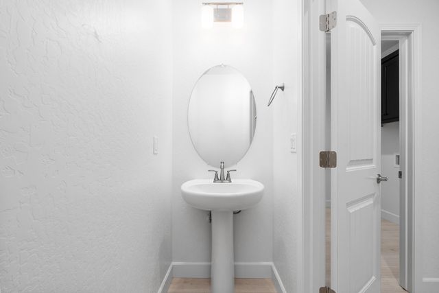 2936 Crystal Downs Avenue, Tulare, CA 93274