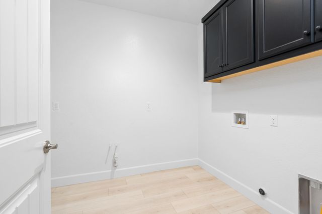 2936 Crystal Downs Avenue, Tulare, CA 93274