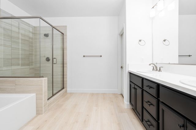 2936 Crystal Downs Avenue, Tulare, CA 93274