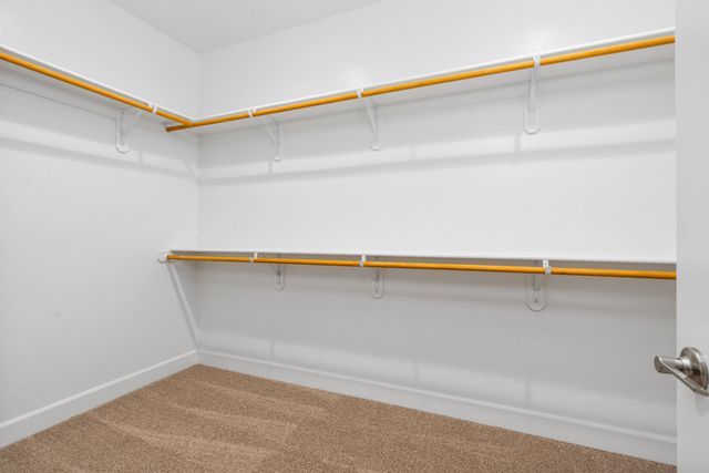 2936 Crystal Downs Avenue, Tulare, CA 93274