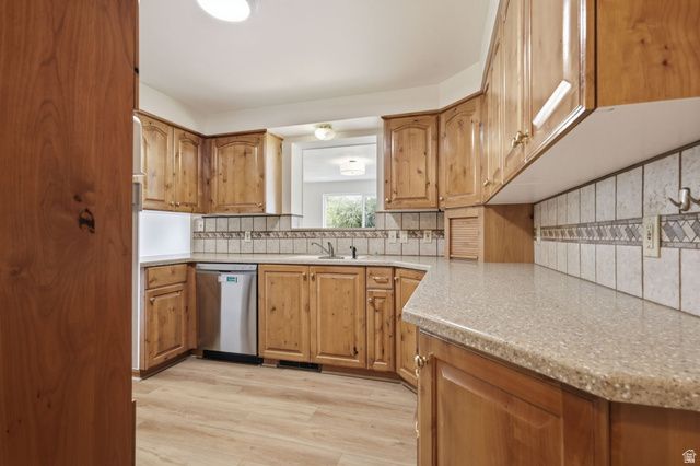 3677 W KEWANEE DR, West Valley City, UT 84120