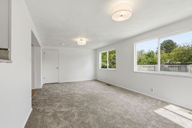 3677 W KEWANEE DR, West Valley City, UT 84120