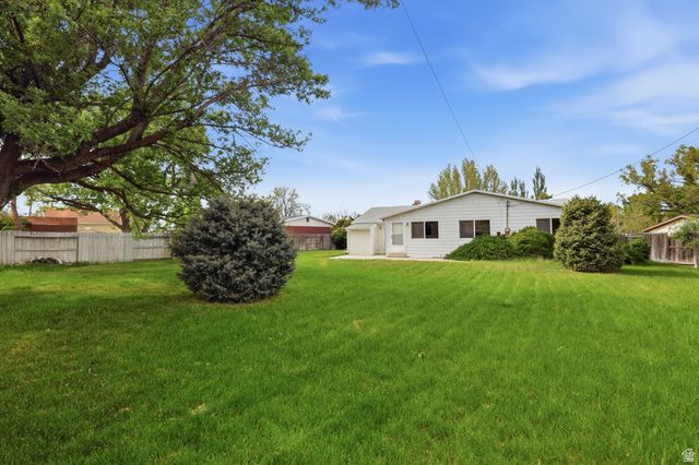 3677 W KEWANEE DR, West Valley City, UT 84120