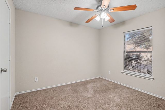 5233 Blue Circle, Haltom City, TX 76137