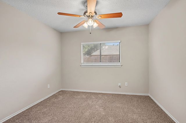 5233 Blue Circle, Haltom City, TX 76137
