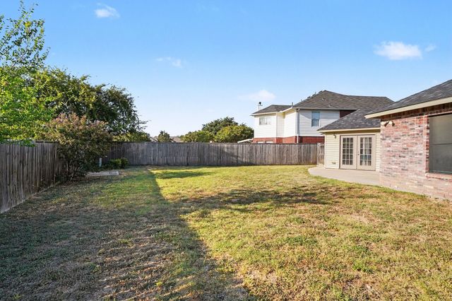 5233 Blue Circle, Haltom City, TX 76137
