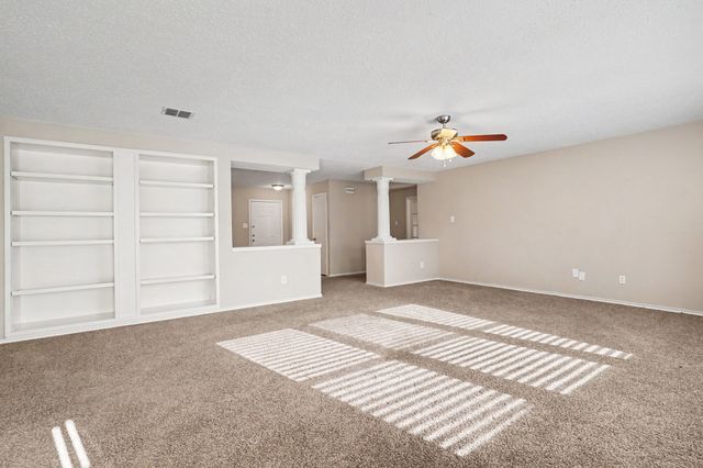 5233 Blue Circle, Haltom City, TX 76137