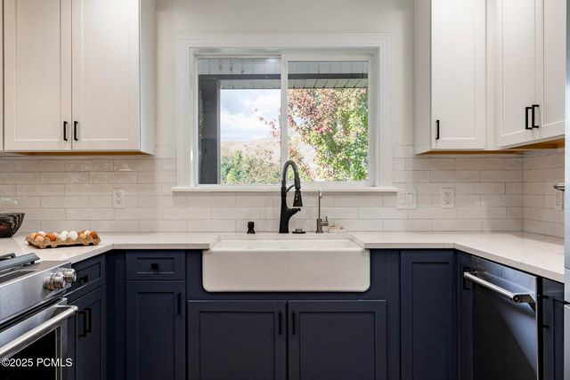 2555 S 3600 West, Charleston, UT 84032