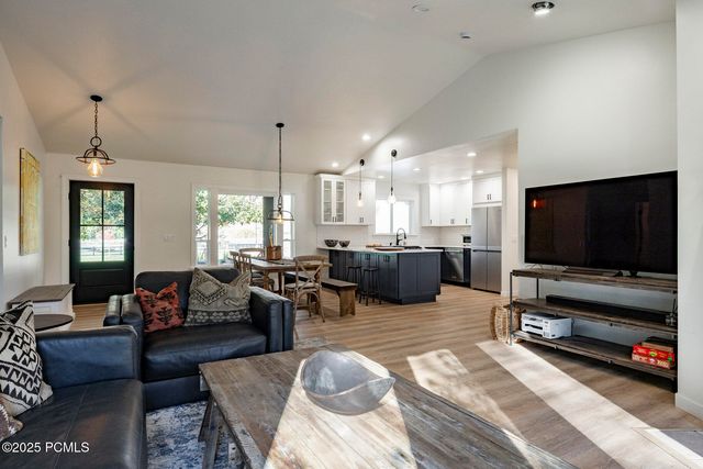 2555 S 3600 West, Charleston, UT 84032