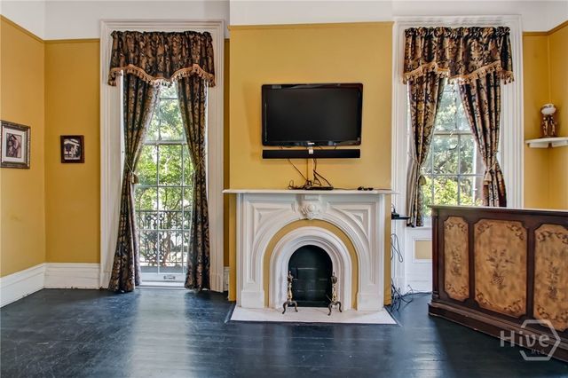 132 E Oglethorpe Avenue, Savannah, GA 31401