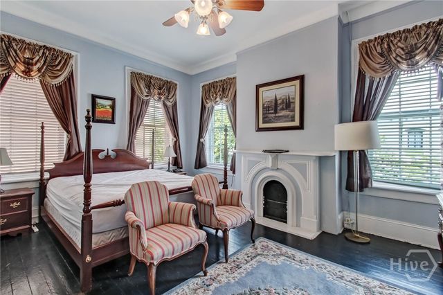 132 E Oglethorpe Avenue, Savannah, GA 31401