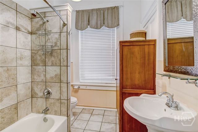 132 E Oglethorpe Avenue, Savannah, GA 31401