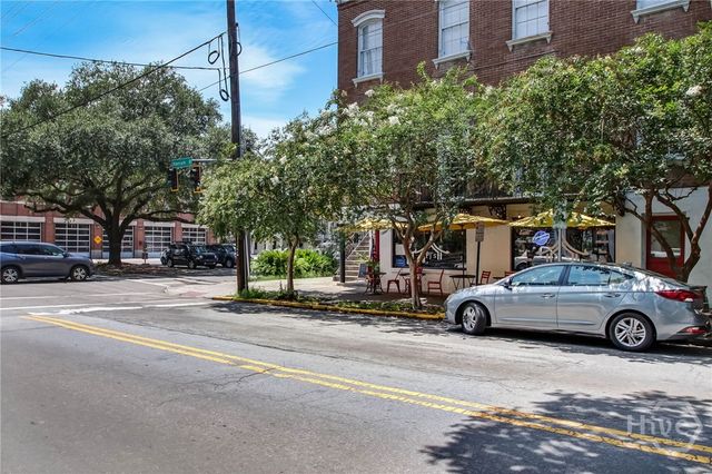 132 E Oglethorpe Avenue, Savannah, GA 31401