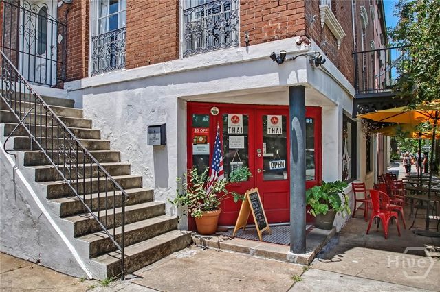 132 E Oglethorpe Avenue, Savannah, GA 31401