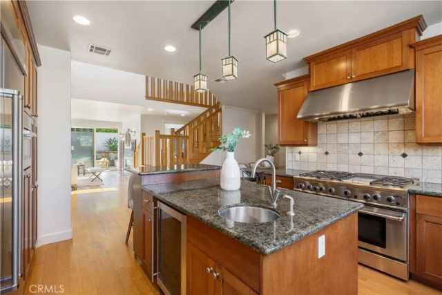 1005 Marvista Avenue, Seal Beach, CA 90740