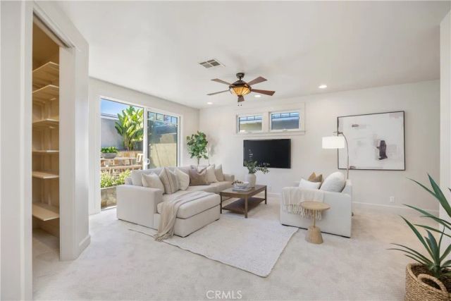 1005 Marvista Avenue, Seal Beach, CA 90740