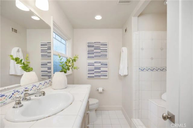 1005 Marvista Avenue, Seal Beach, CA 90740