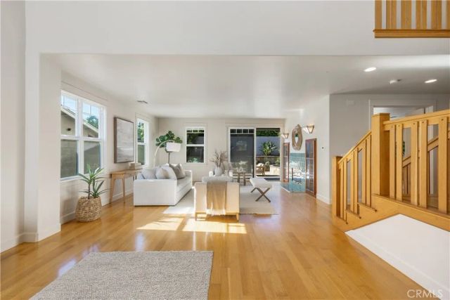 1005 Marvista Avenue, Seal Beach, CA 90740