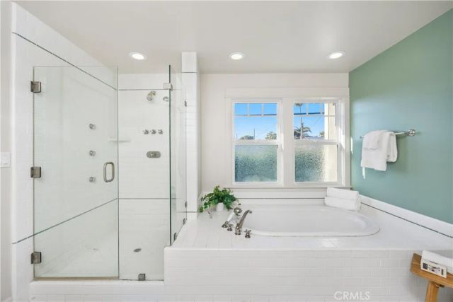 1005 Marvista Avenue, Seal Beach, CA 90740