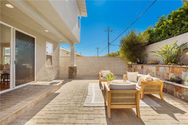 1005 Marvista Avenue, Seal Beach, CA 90740