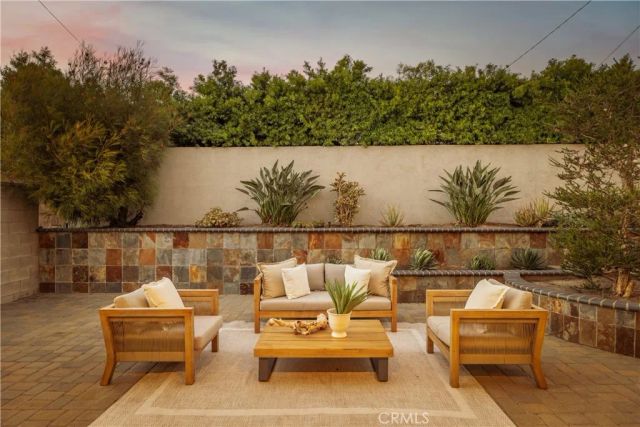 1005 Marvista Avenue, Seal Beach, CA 90740