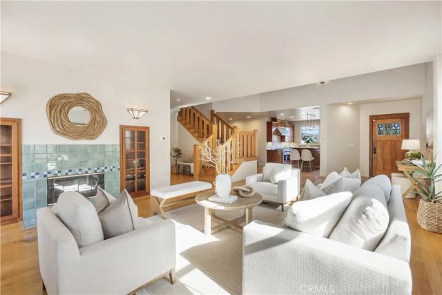 1005 Marvista Avenue, Seal Beach, CA 90740