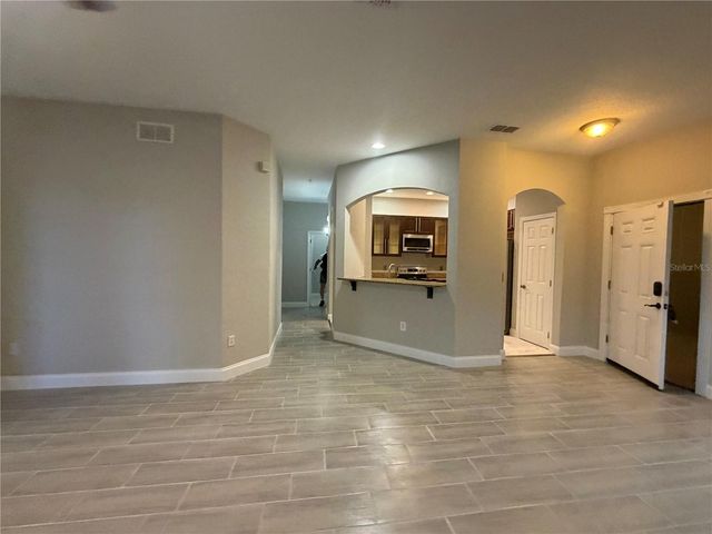 3001 LAUREL RUN LANE 104, Kissimmee, FL 34741