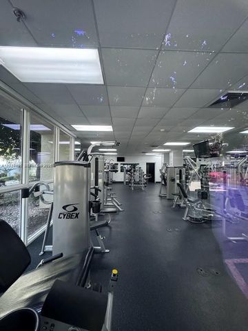 800 N Miami Ave E-1008, Miami, FL 33136