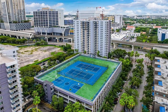 800 N Miami Ave E-1008, Miami, FL 33136