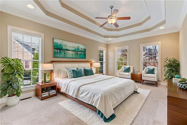 1330 Meadowlands Drive, Winston-salem, NC 27107