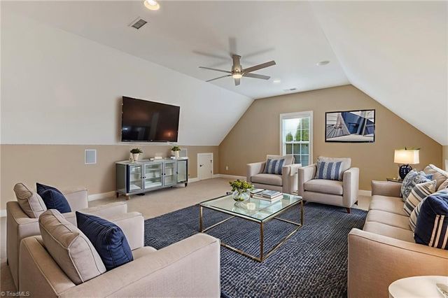 1330 Meadowlands Drive, Winston-salem, NC 27107