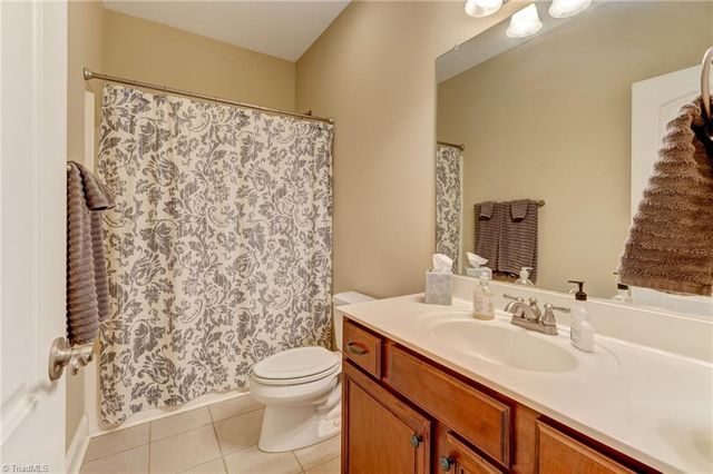 1330 Meadowlands Drive, Winston-salem, NC 27107