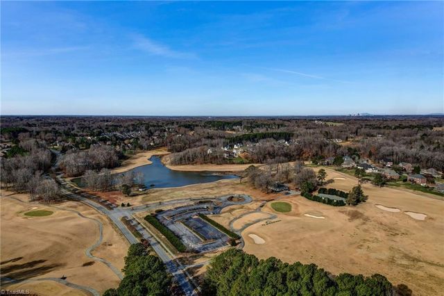 1330 Meadowlands Drive, Winston-salem, NC 27107